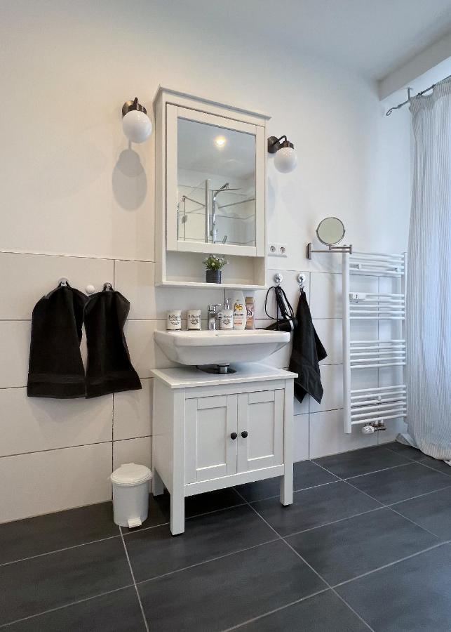 גרנסבאך Modernes Studio Appartement Mit Leseecke מראה חיצוני תמונה